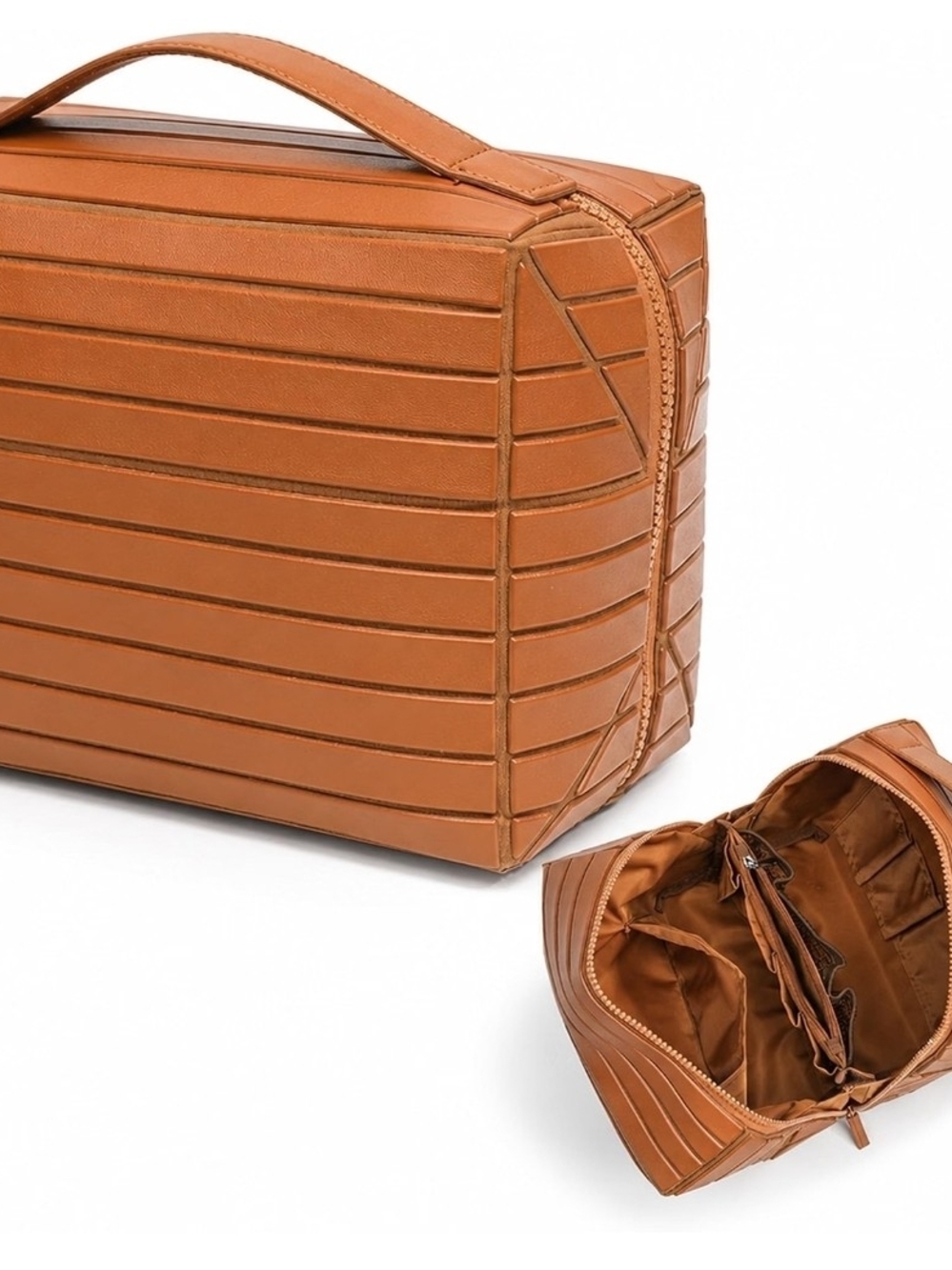 Leather Travel Dopp Kit in Cognac Brown